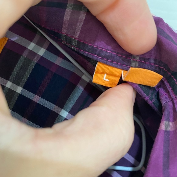 Hugo Boss Button down - Picture 3 of 3